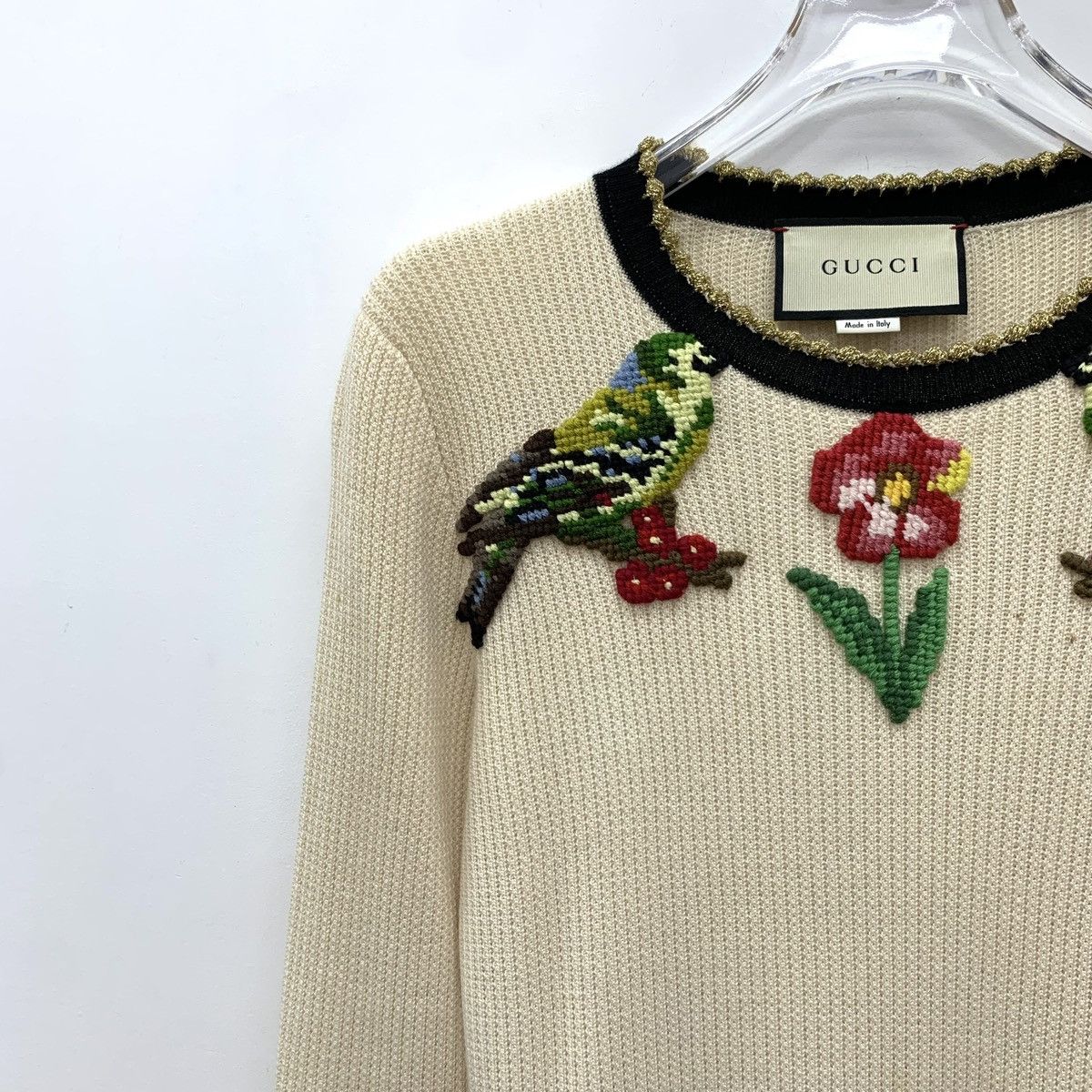 Gucci Gucci Beige Cashmere Long Sleeve Knitwear K26WX Size S / US 4 / IT 40 - 3 Thumbnail