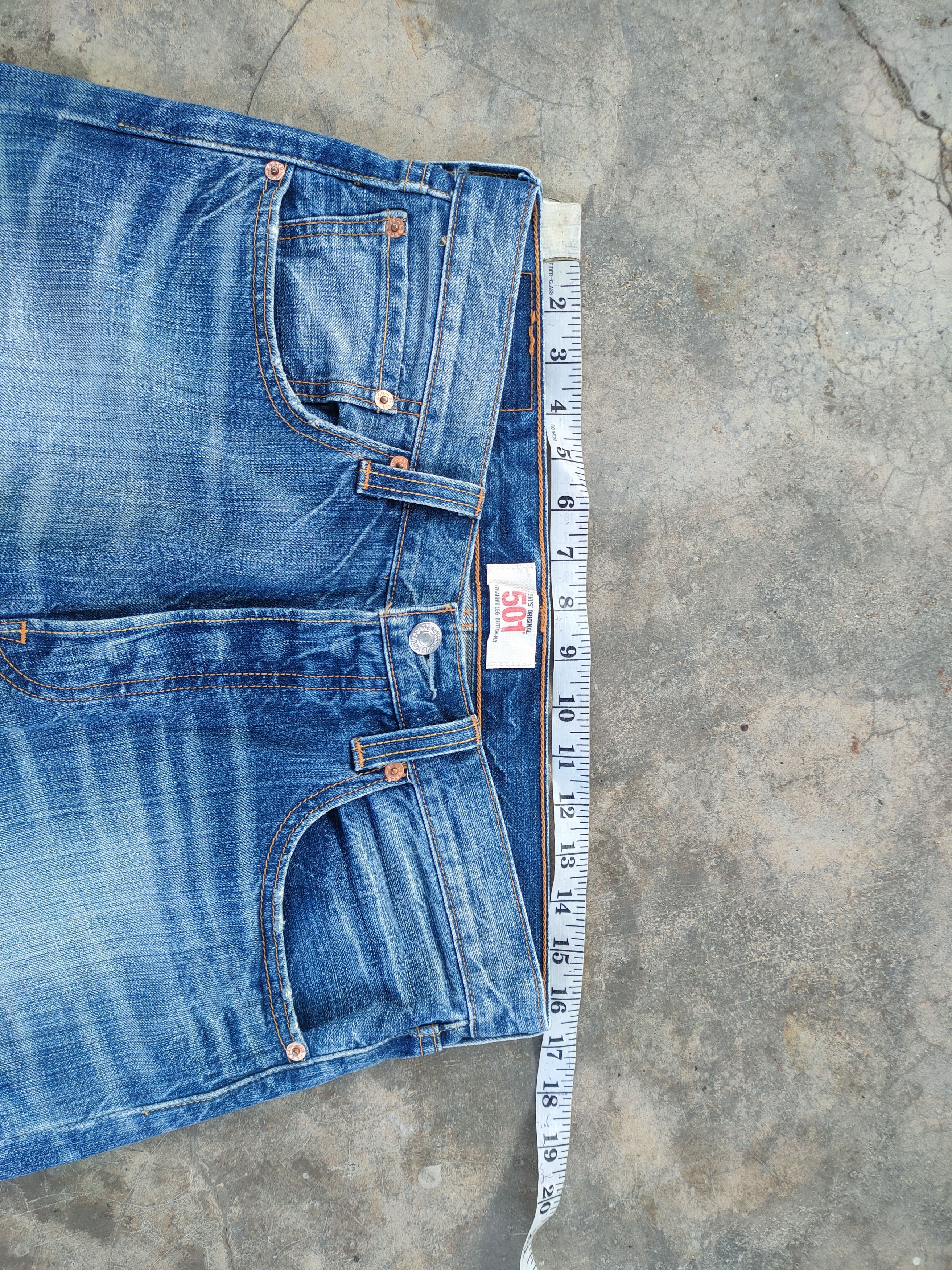 Levi's Vintage Clothing VINTAGE LEVI'S 501 FADED DISTRESSED JEAN DENIM PANTS Size US 32 / EU 48 - 7 Thumbnail