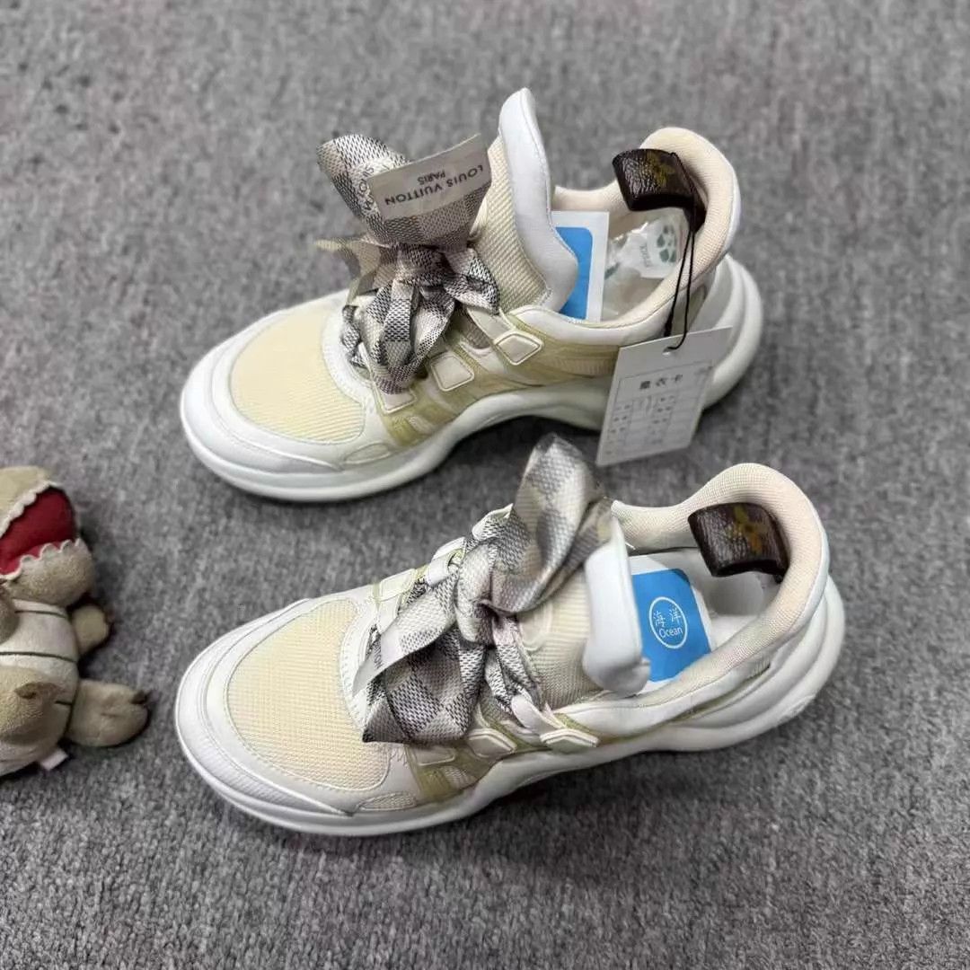 Louis Vuitton Louis Vuitton Bow Detail Dad Sneaker Women's 37 Size US 6.5 / IT 36.5 - 1 Thumbnail