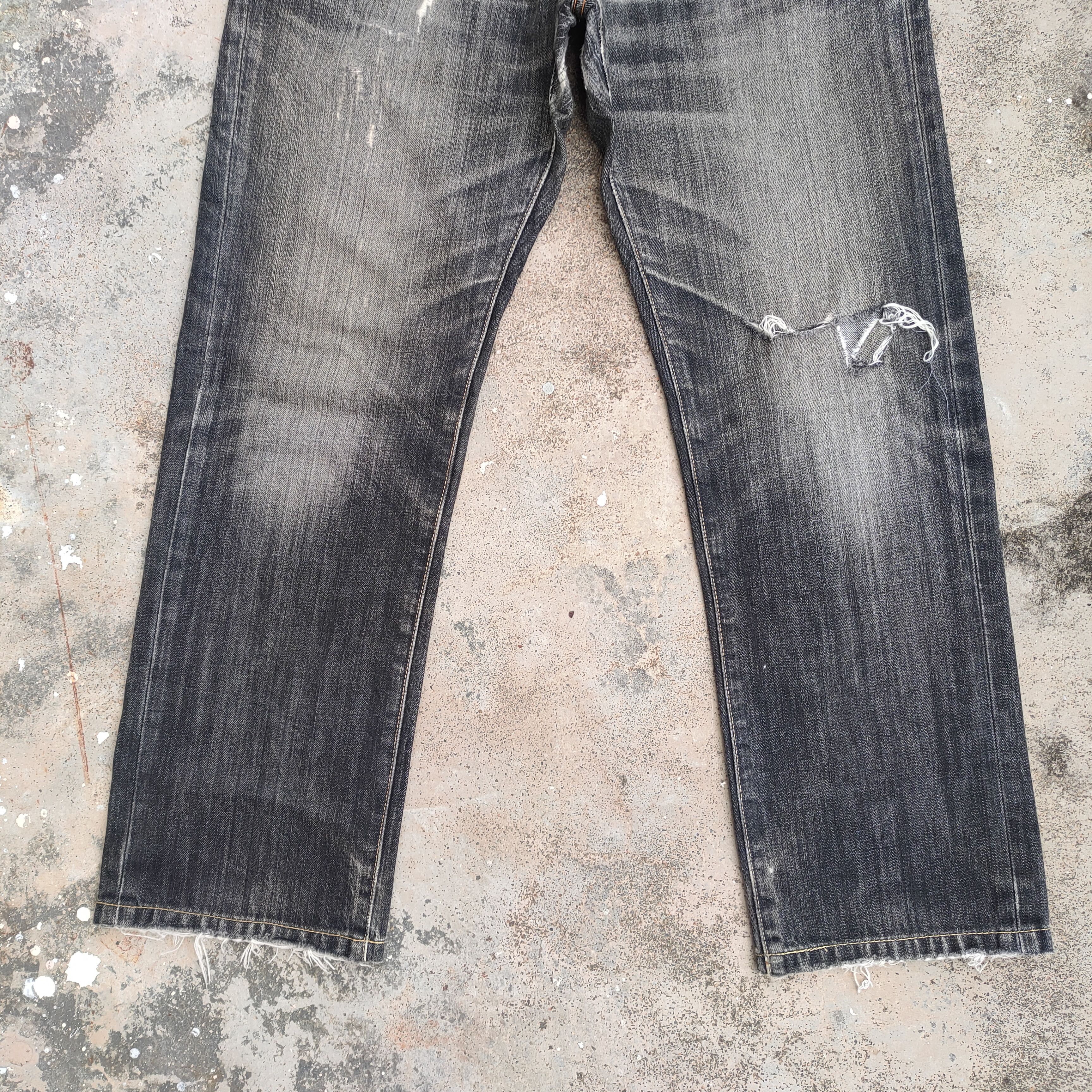 Japanese Brand vintage Japan faded black ripped jeans denim pants Size US 33 - 4 Thumbnail