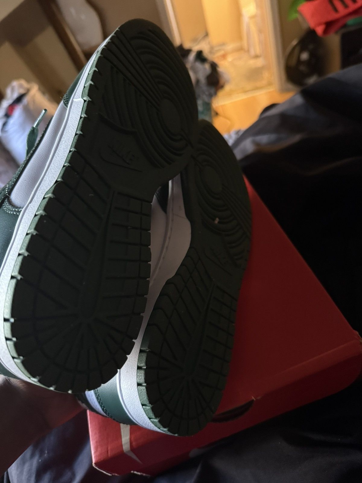 Nike Nike Dunk low “Michigan State” Size US 12 / EU 45 - 5 Thumbnail