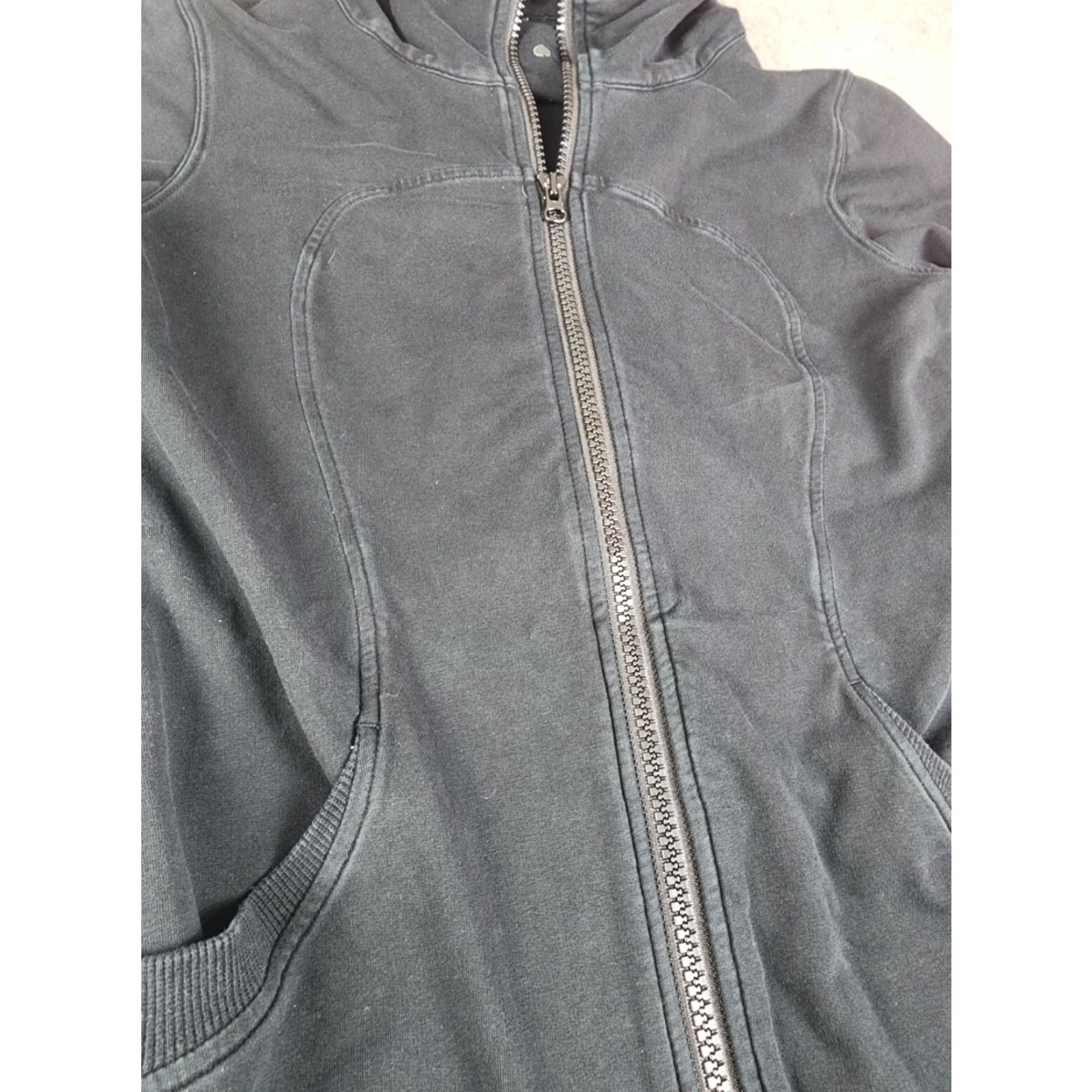 Lululemon Lululemon Scuba Hoodie Womens Black Full Zip Heavyweight Faded Athletic Regular L Size L / US 10 / IT 46 - 3 Thumbnail