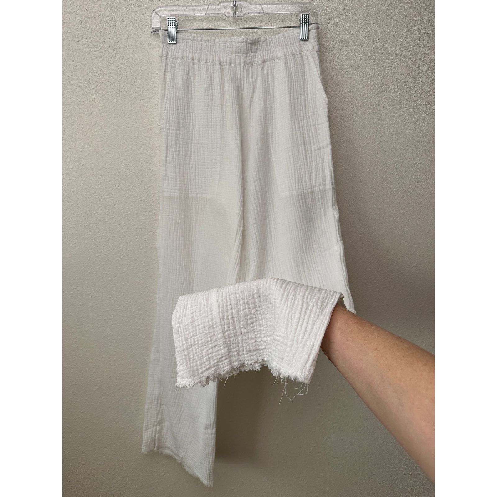 Rails Rails Leon White Gauze Wide Leg Pants Elastic Waist US S Size 25" / US 0 / IT 36 - 1 Thumbnail