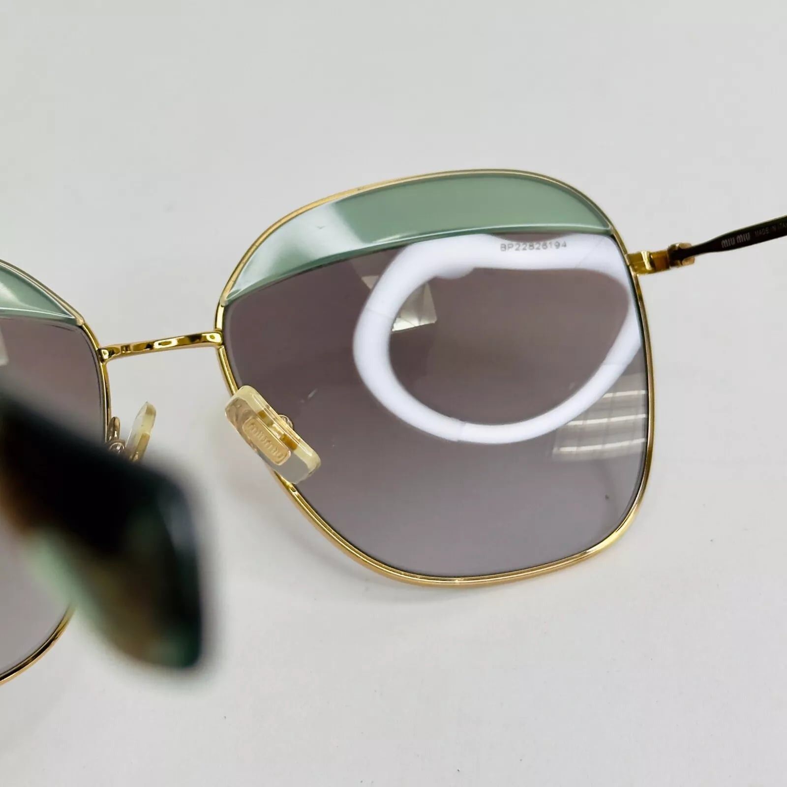 Miu Miu MIU MIU SO FRAME 53Q Square Gold Green Sunglasses MU53QS Size ONE SIZE - 8 Thumbnail