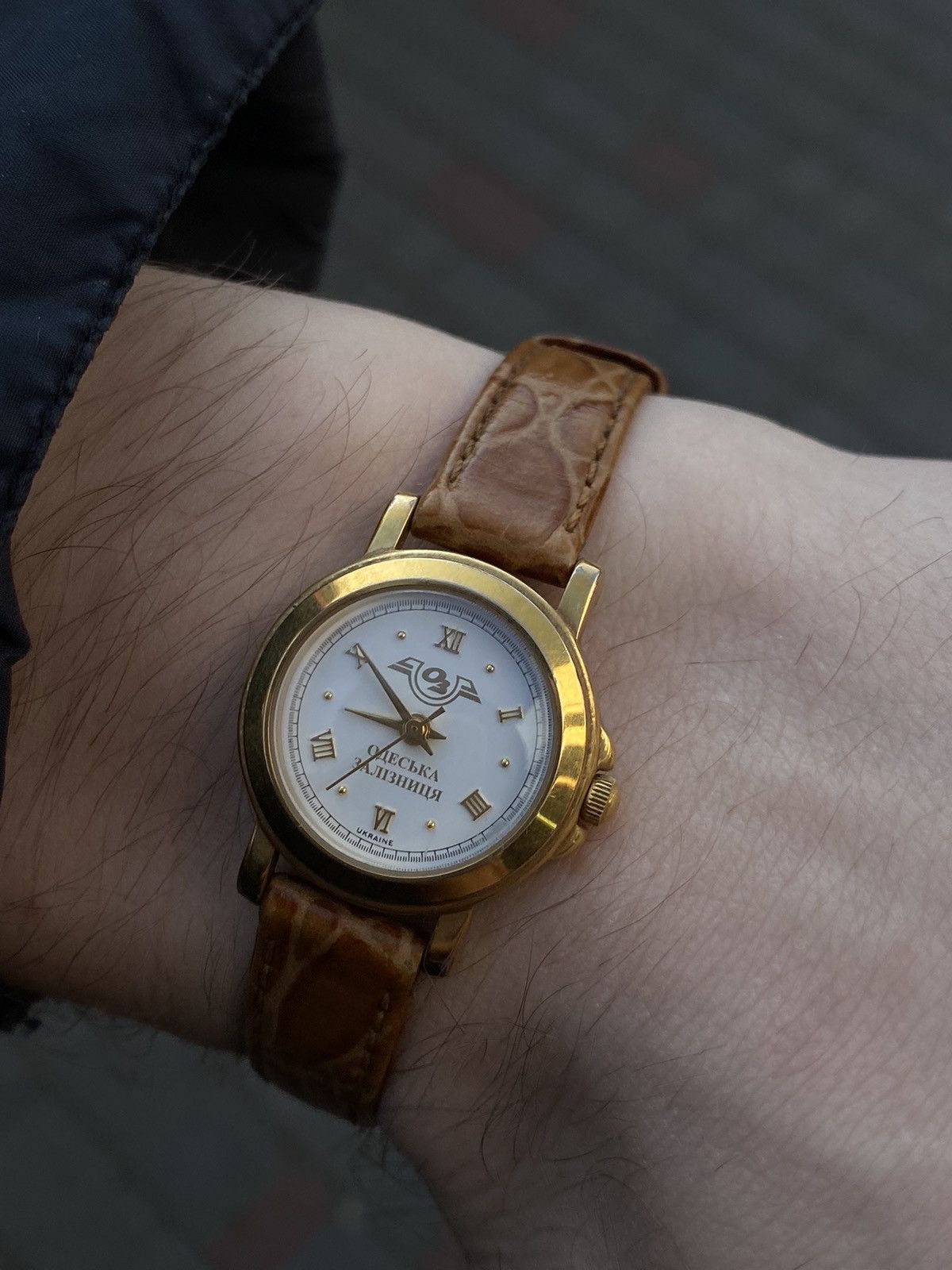 Vintage Odesa Railway Gold Watch | Rare Collectible Size ONE SIZE - 3 Thumbnail