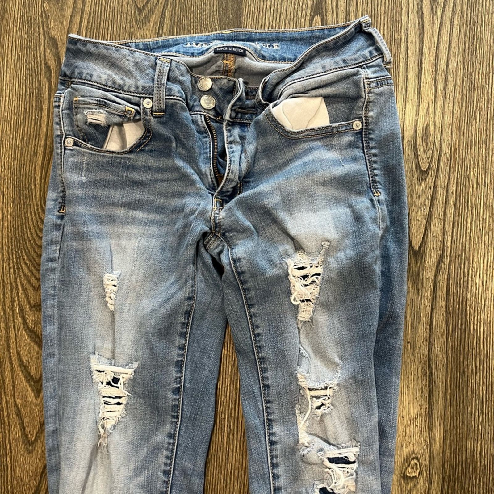 American Eagle Outfitters American Eagle Crop Jeans Ripped Super Stretch Denim Blue 6 Size 28" / US 6 / IT 42 - 3 Thumbnail