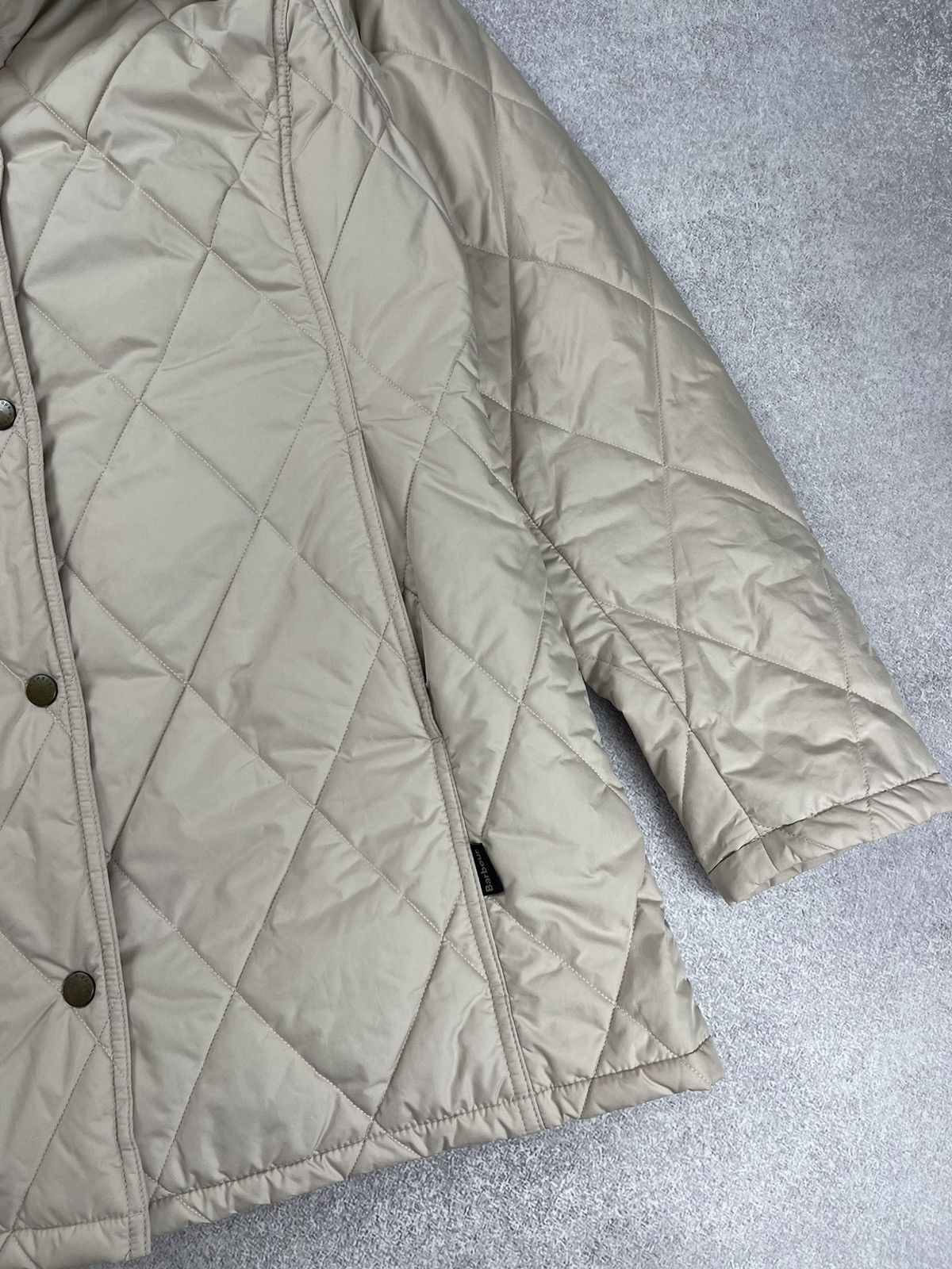 Barbour Barbour Classic Newmarket Nylon Jacket Women’s Size UK 14 Size L / US 10 / IT 46 - 3 Thumbnail