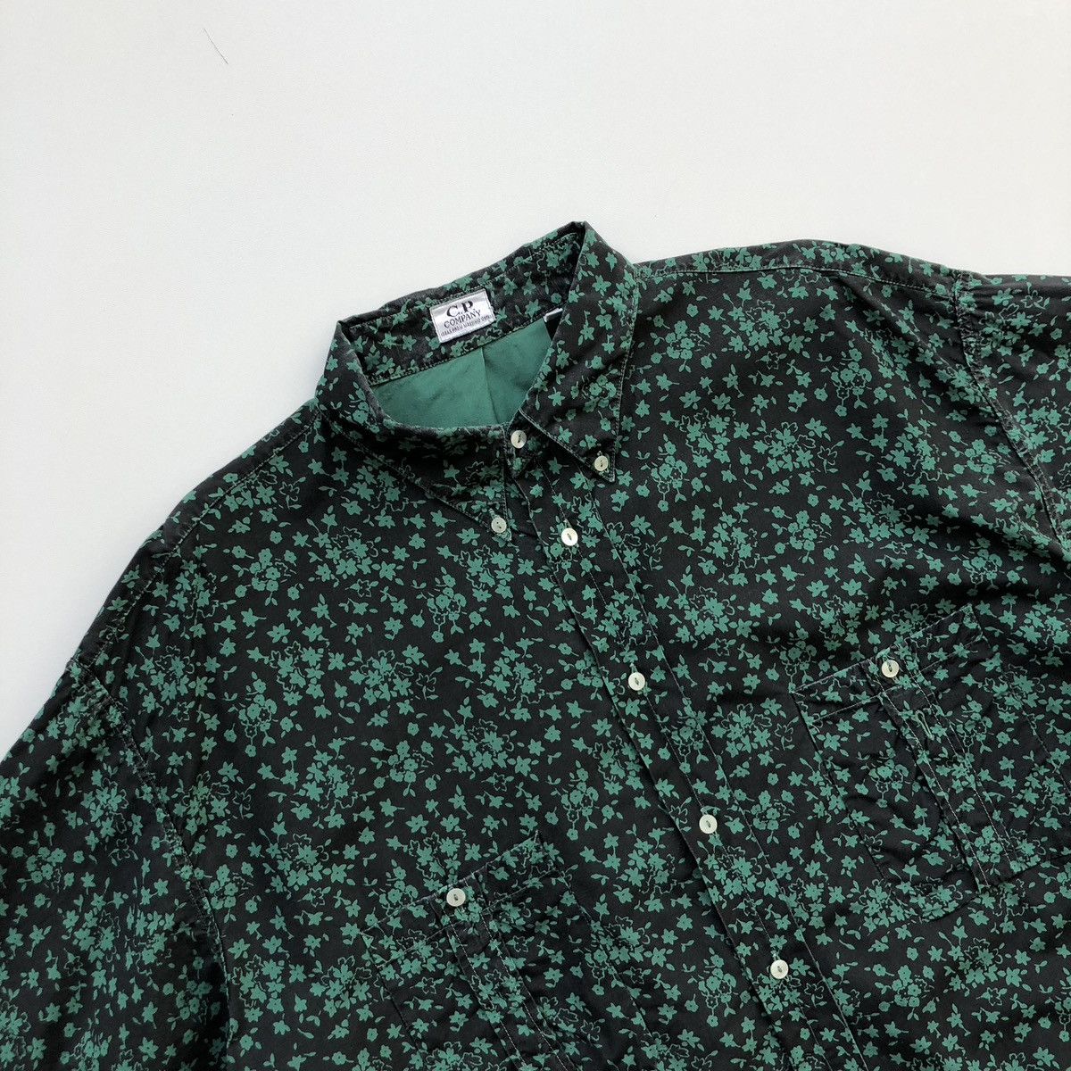 C.P. Company × Massimo Osti × Vintage C.P. Company Massimo Osti Archive Paisley Button Ups Shirt Size US XL / EU 56 / 4 - 2 Thumbnail