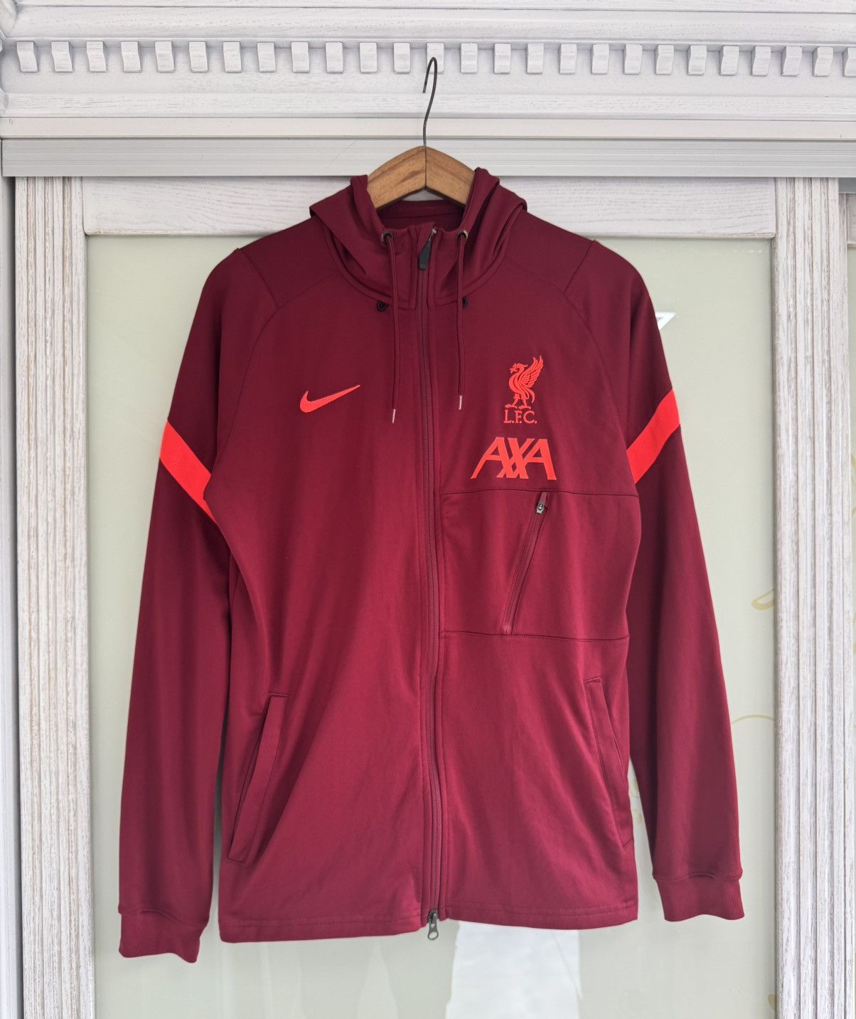 Nike Liverpool 2019-2020 Soccer Hooded Jacket Football Jersey Kit Size US M / EU 48-50 / 2 - 1 Thumbnail