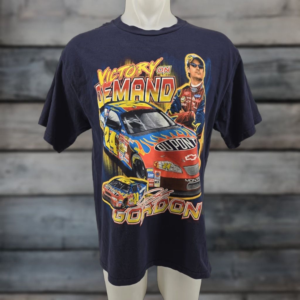 Chase Authentics VINTAGE Chase Authentics NASCAR Jeff Gordon Victory On Demand T-Shirt Mens Large Blue Cotton Short Sleeve Crew Neck Graphic Print 1990s Size US L / EU 52-54 / 3 - 1 Thumbnail