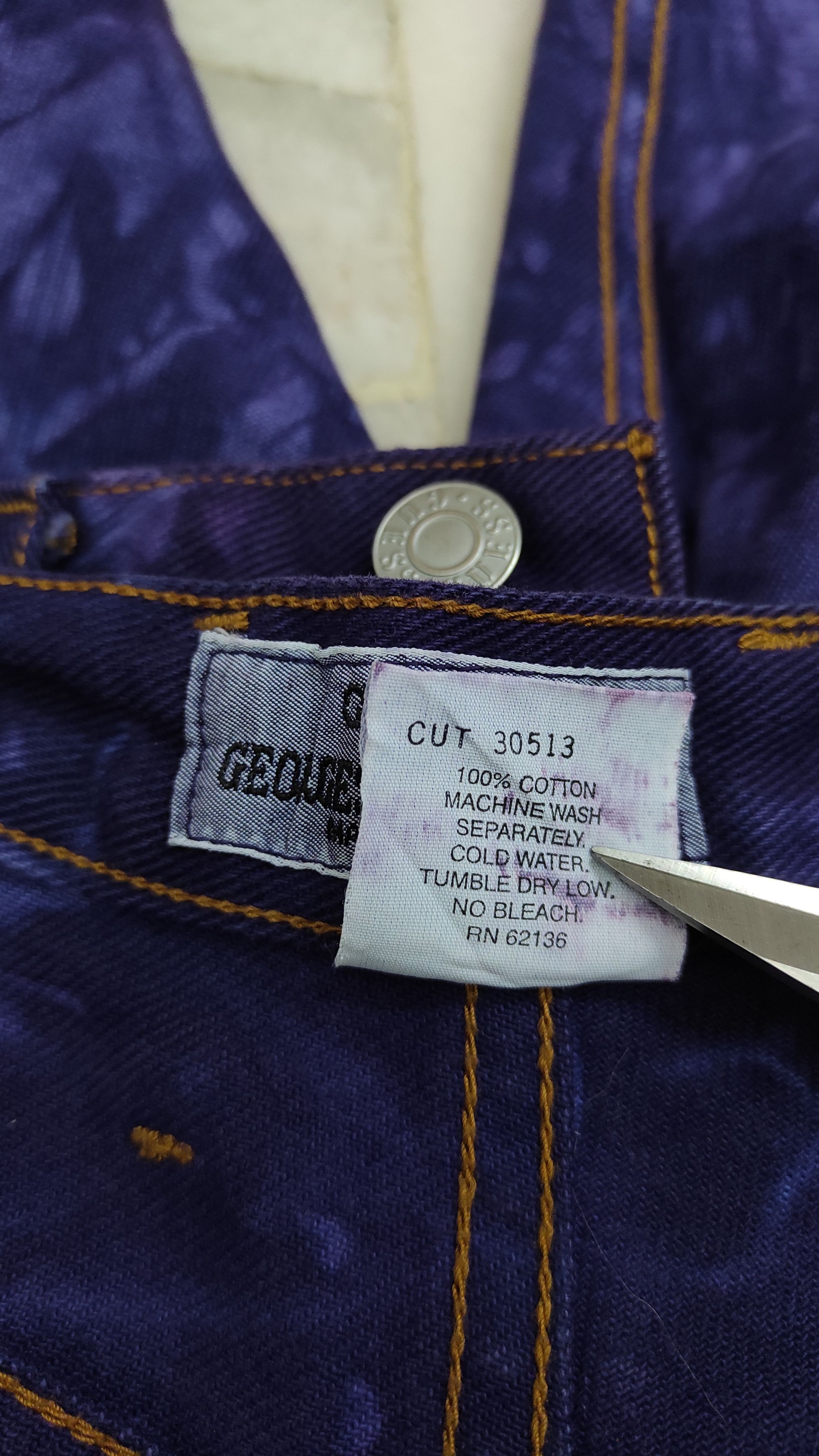 Georges Marciano 90's GUESS BY GEORGES MARCIANO Unique Art Boy friend Jeans Size 27" / US 4 / IT 40 - 4 Thumbnail