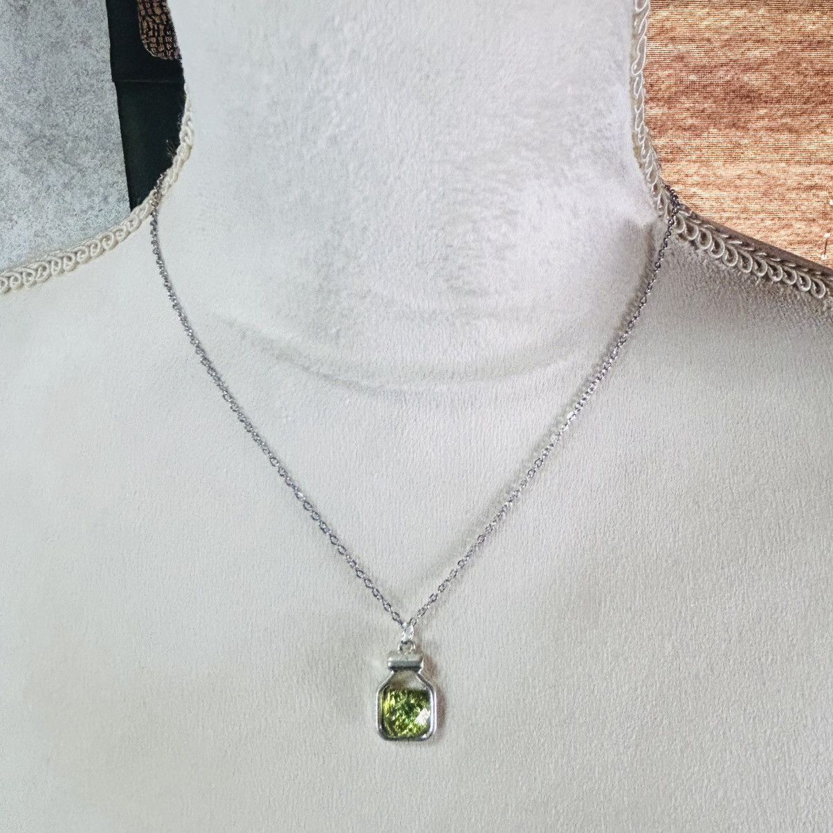 Handmade Handcrafted salvaged vintage faceted glass dome necklace Size ONE SIZE - 5 Thumbnail