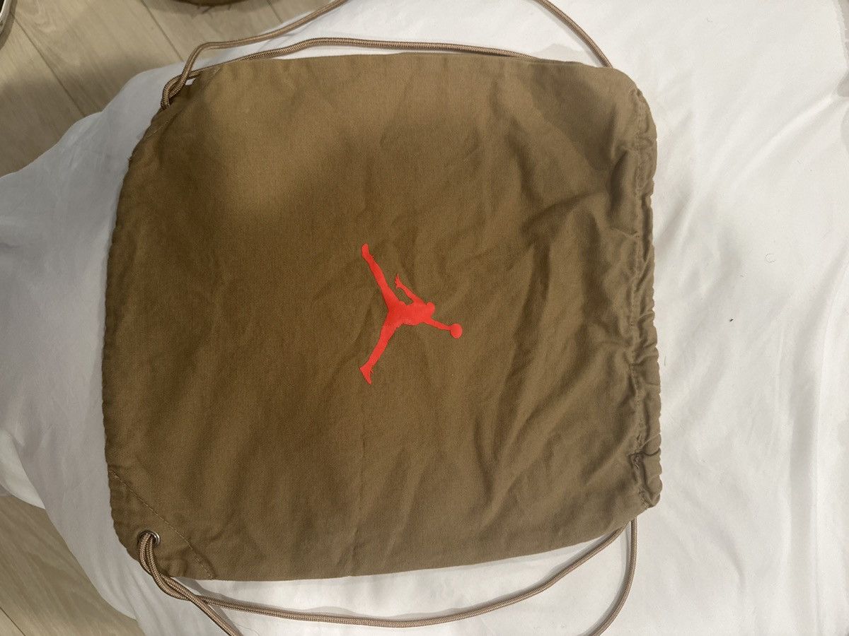Jordan Brand × Travis Scott Jordan 6 Retro Travis Scott British Khaki Size 12 Size US 12 / EU 45 - 8 Thumbnail