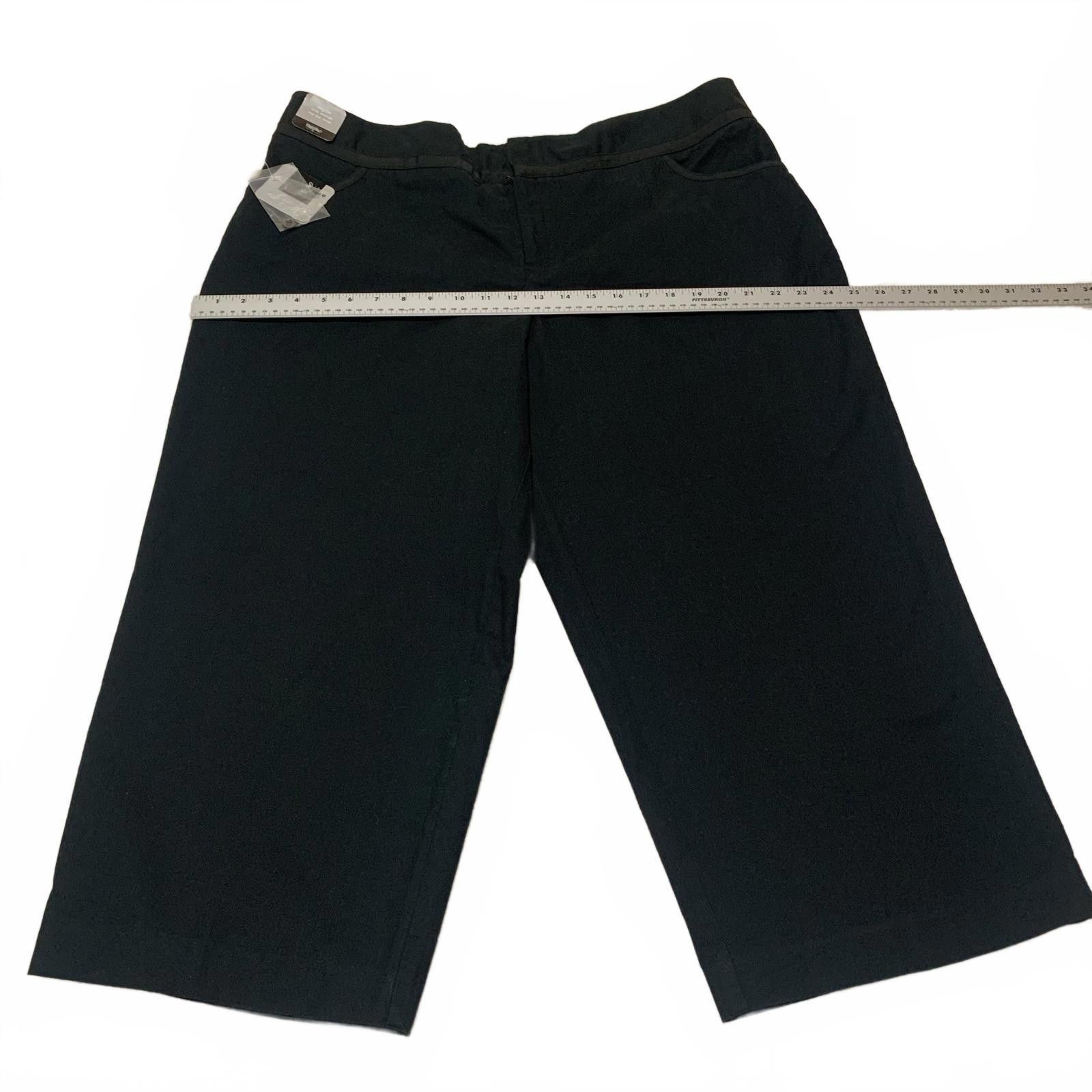 Mossimo Mossimo Women's Size 20W Black Cropped Wide-Leg Pants Size 42" / US 20 - 6 Thumbnail