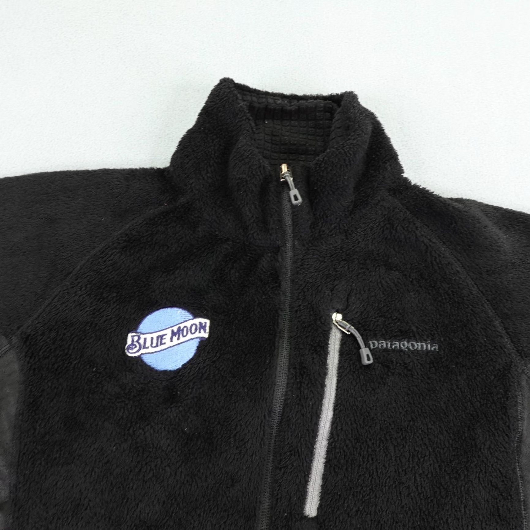 Patagonia Patagonia Jacket Womens Large Black Regular R2 Polartec Fleece Sweatshirt Coat Size L / US 10 / IT 46 - 2 Thumbnail