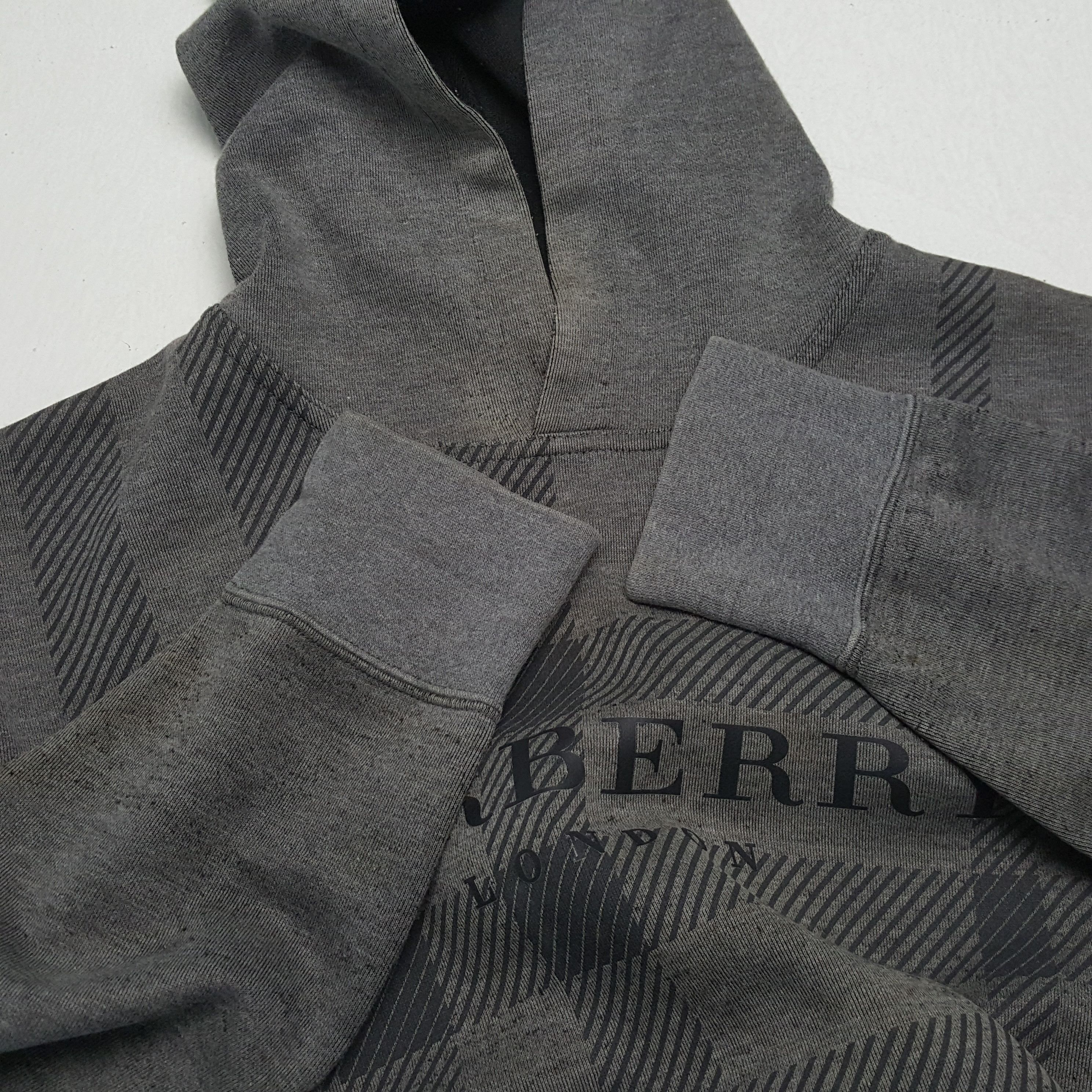 Burberry × Vintage BURBERRY LONDON Fashion Design Style Custom Hoodies Size US S / EU 44-46 / 1 - 9 Thumbnail