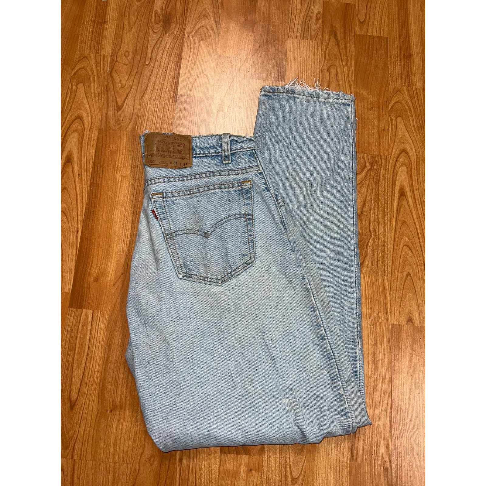 Levi's Vintage Levi's 560 Jeans Loose Fit Denim Pants 34x32 Levi Size US 34 / EU 50 - 1 Thumbnail