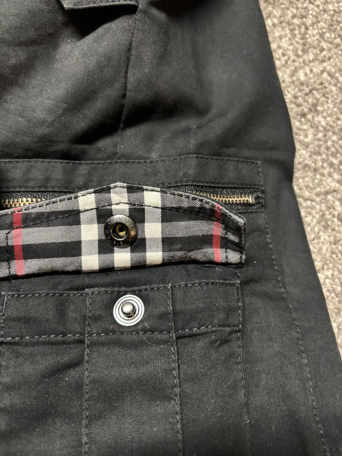 Burberry Burberry multi-cargo pants Size US 30 / EU 46 - 4 Thumbnail