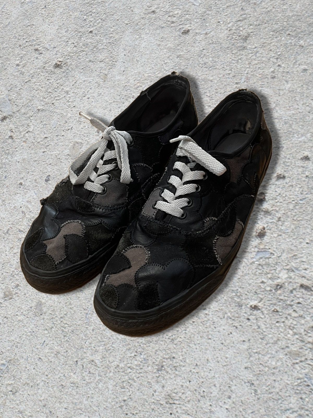 Number (N)ine Number (N)ine AW03 "Touch Me I'm Sick" Crying Hearts Vans Size US 9 / EU 42 - 3 Thumbnail