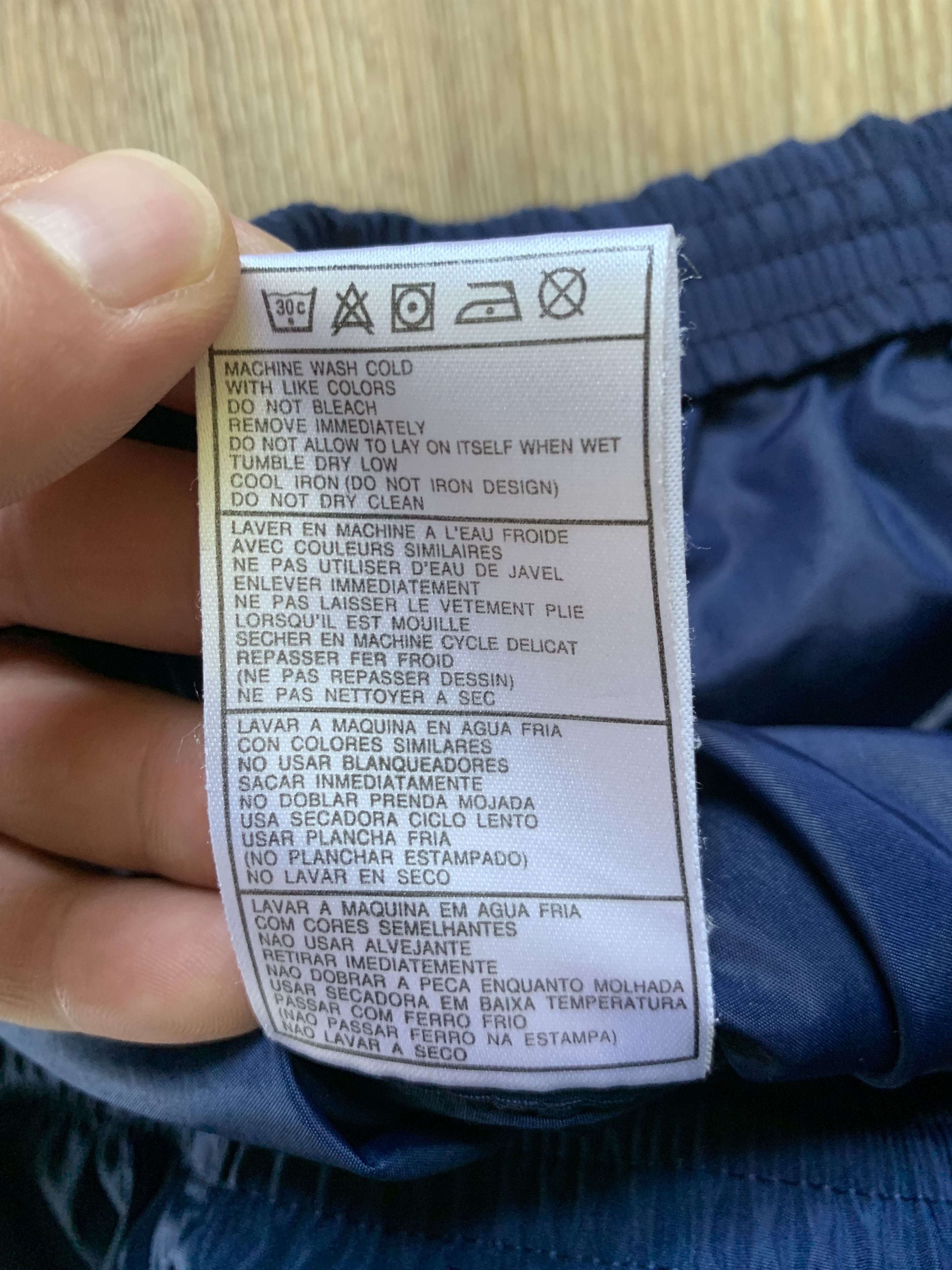 Nike Nike Vintage Nylon Blue Sweatpants Size US 29 - 8 Thumbnail
