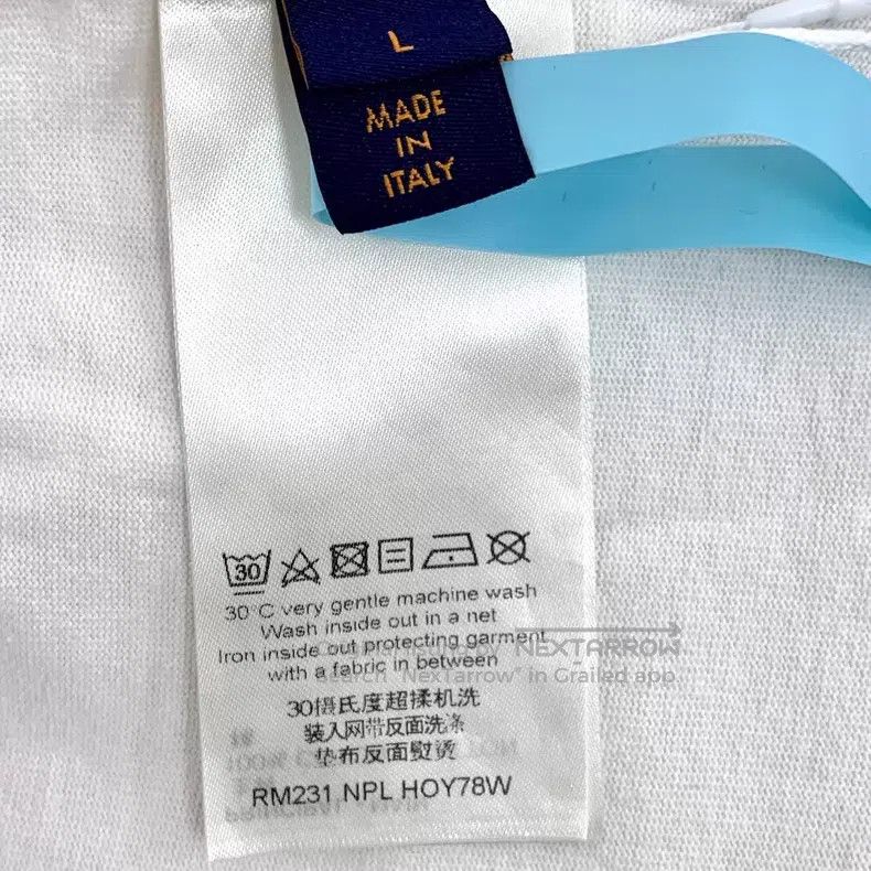 Louis Vuitton Louis Vuitton 23 white cloud logo monogrammed cotton crew Size US L / EU 52-54 / 3 - 7 Thumbnail