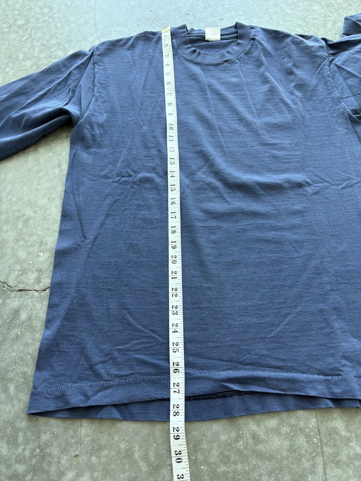 Fruit Of The Loom Vintage 90s Blank Blue Single Stitch Longsleeve Size US L / EU 52-54 / 3 - 7 Thumbnail