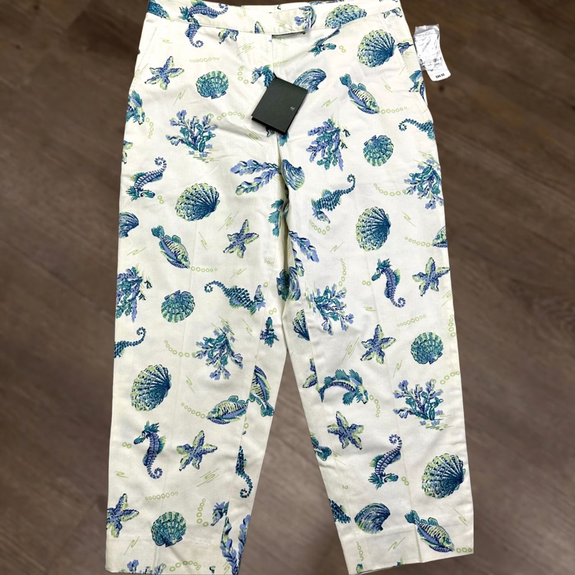 Brooks Brothers VINTAGE Brooks Brothers Pants Womens 4 White Blue Fish Underwater Print Cropped Golf NEW Size 27" / US 4 / IT 40 - 1 Thumbnail