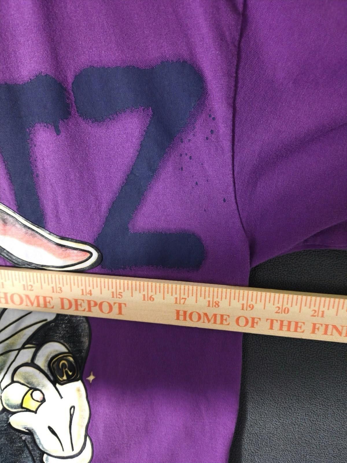 Other Runtz Worldwide Purple TShirt M Graphic Bunny Smoking Tee #2 Size US M / EU 48-50 / 2 - 3 Thumbnail