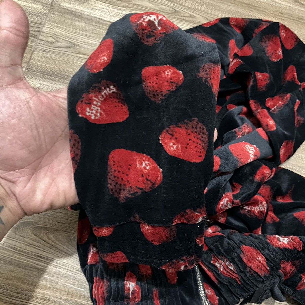 Hysteric Glamour Hysteric Glamour Strawberry Skull Velour Jacket Size S / US 4 / IT 40 - 6 Thumbnail