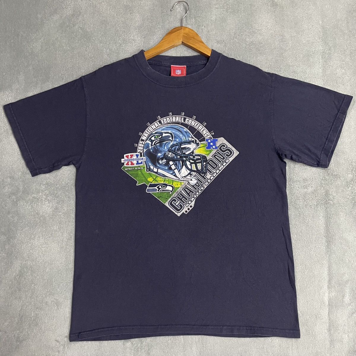NFL NFL 2005 NATIONAL FOOTBALL CONFERENCE T SHIRT Size US M / EU 48-50 / 2 - 3 Thumbnail