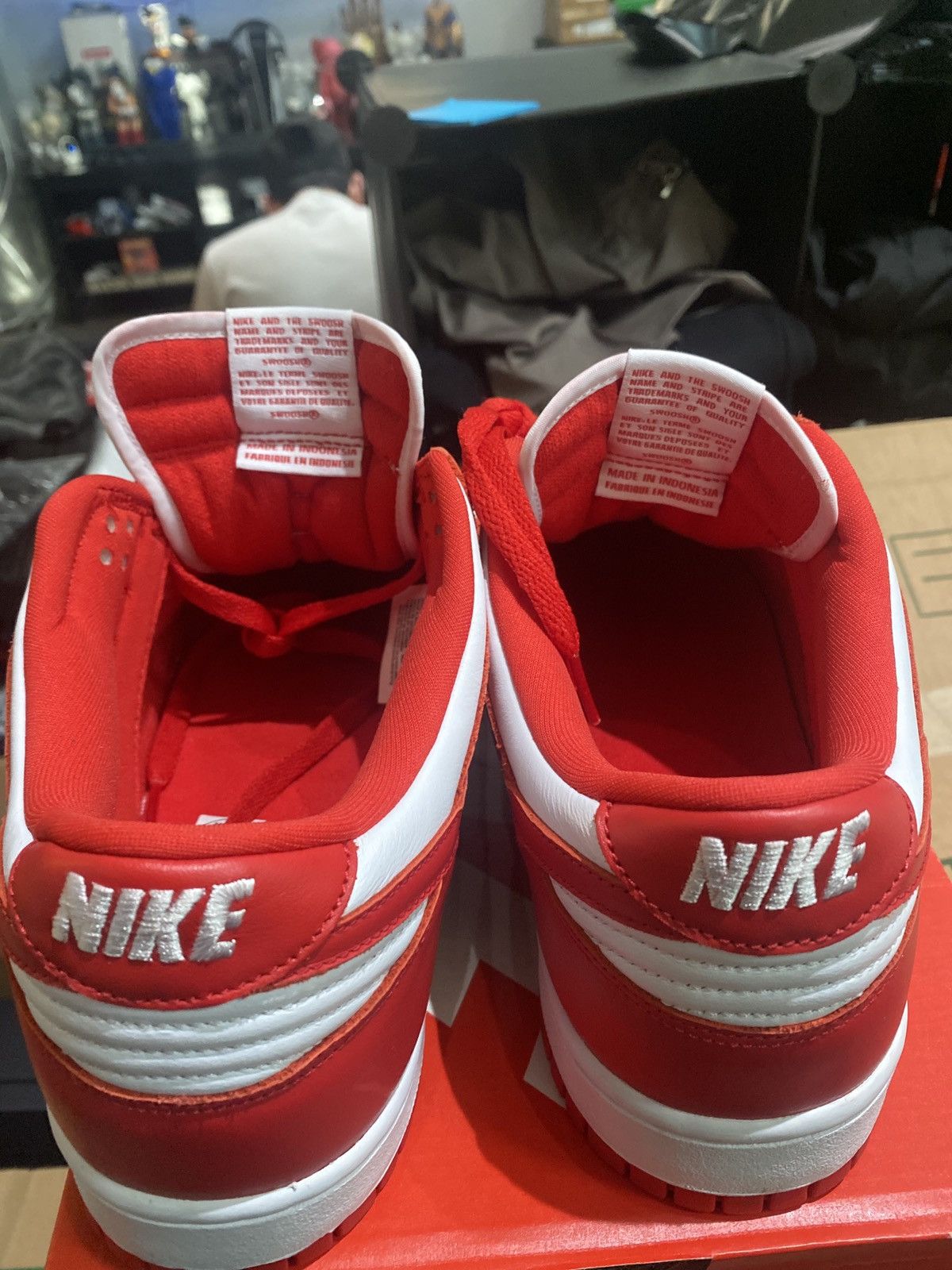 Nike Nike Dunk Low Red White Cu1727-100 Size 12 Used Size US 12 / EU 45 - 7 Thumbnail