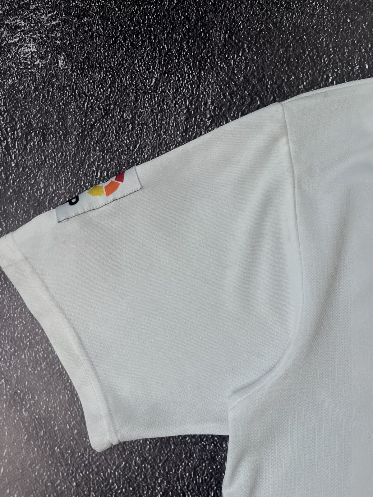 Adidas Vintage Adidas Real Madrid #7 RAUL 00’s Football Jersey Size US M / EU 48-50 / 2 - 3 Thumbnail
