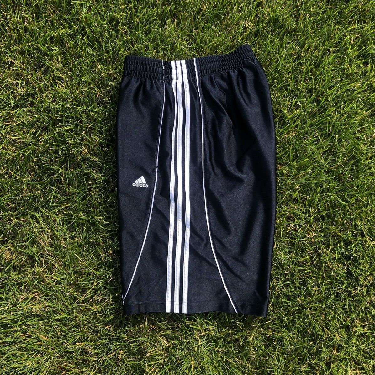 Adidas Adidas shorts Size US 36 / EU 52 - 1 Thumbnail