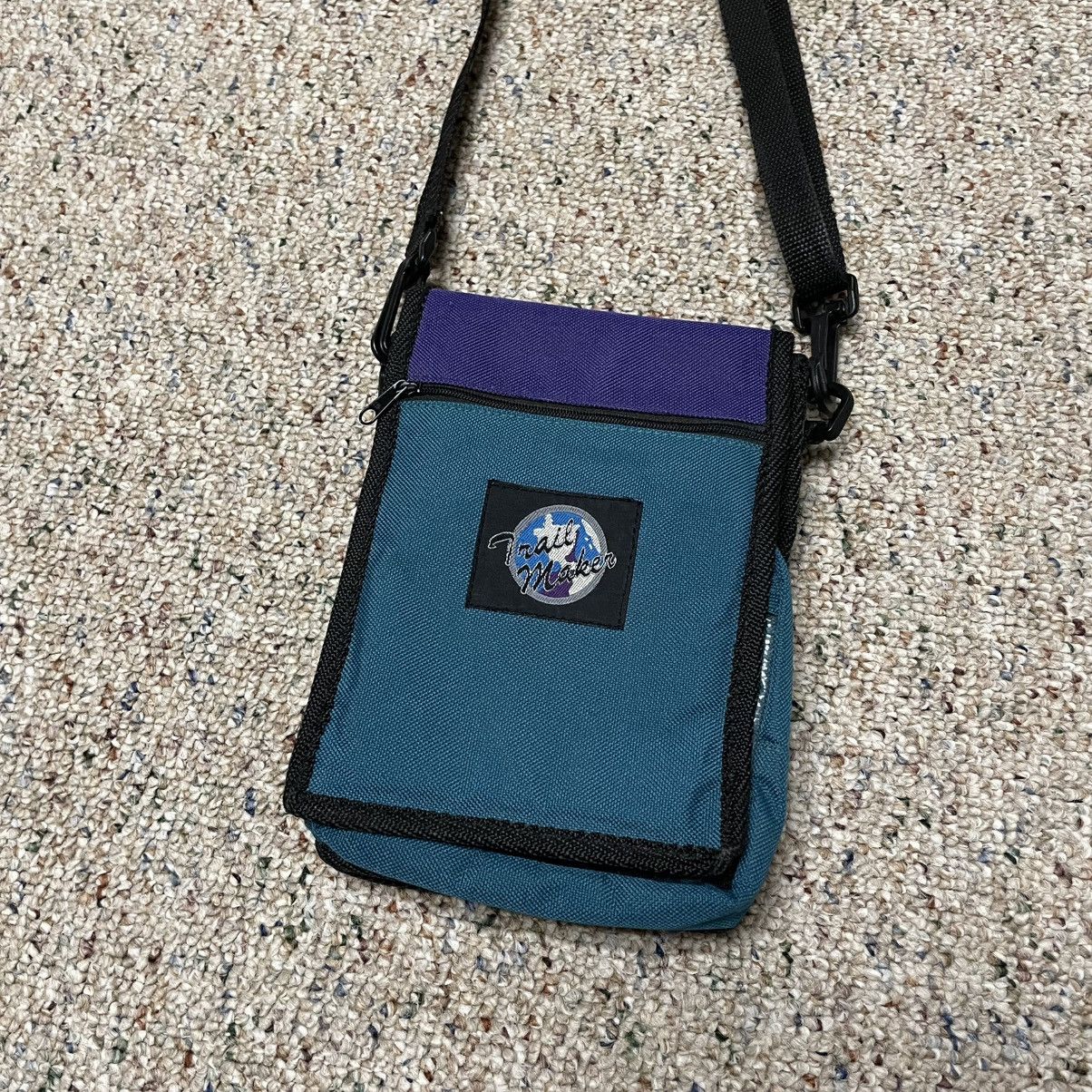 Vintage Vintage Retro Trail Maker Small Travel Crossbody Money Pouch Size ONE SIZE - 1 Thumbnail