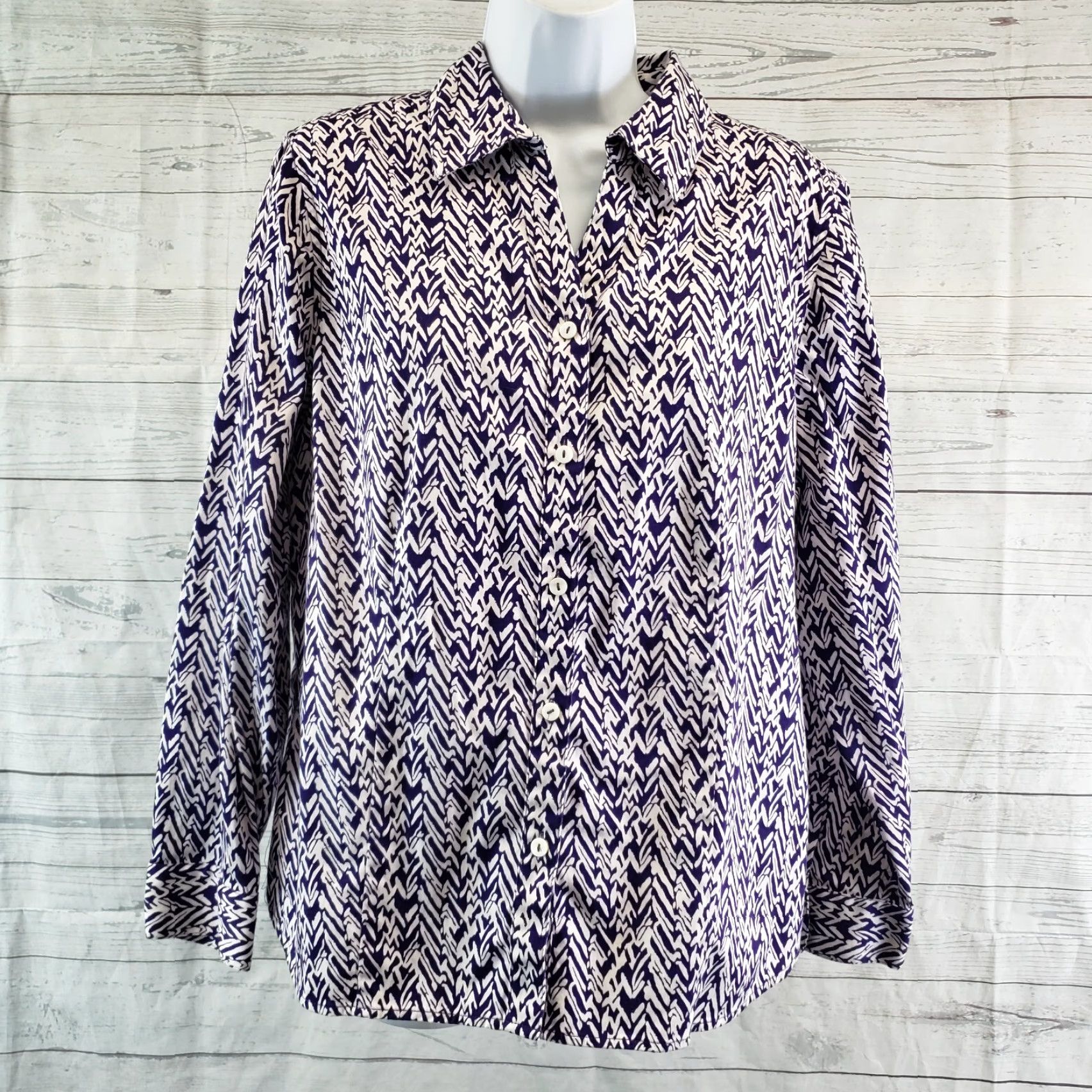 Vintage Chicos Womens Button Front Shirt Sz Large Purple White Long Sleeve Cotton Size L / US 10 / IT 46 - 2 Thumbnail