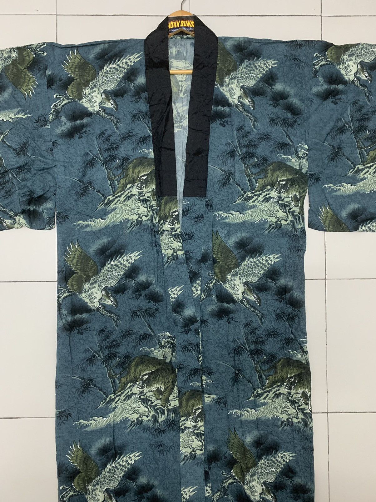 Japanese Brand Vintage Kimono Japan Traditional Tiger & Eagle Full print Size US XL / EU 56 / 4 - 2 Thumbnail