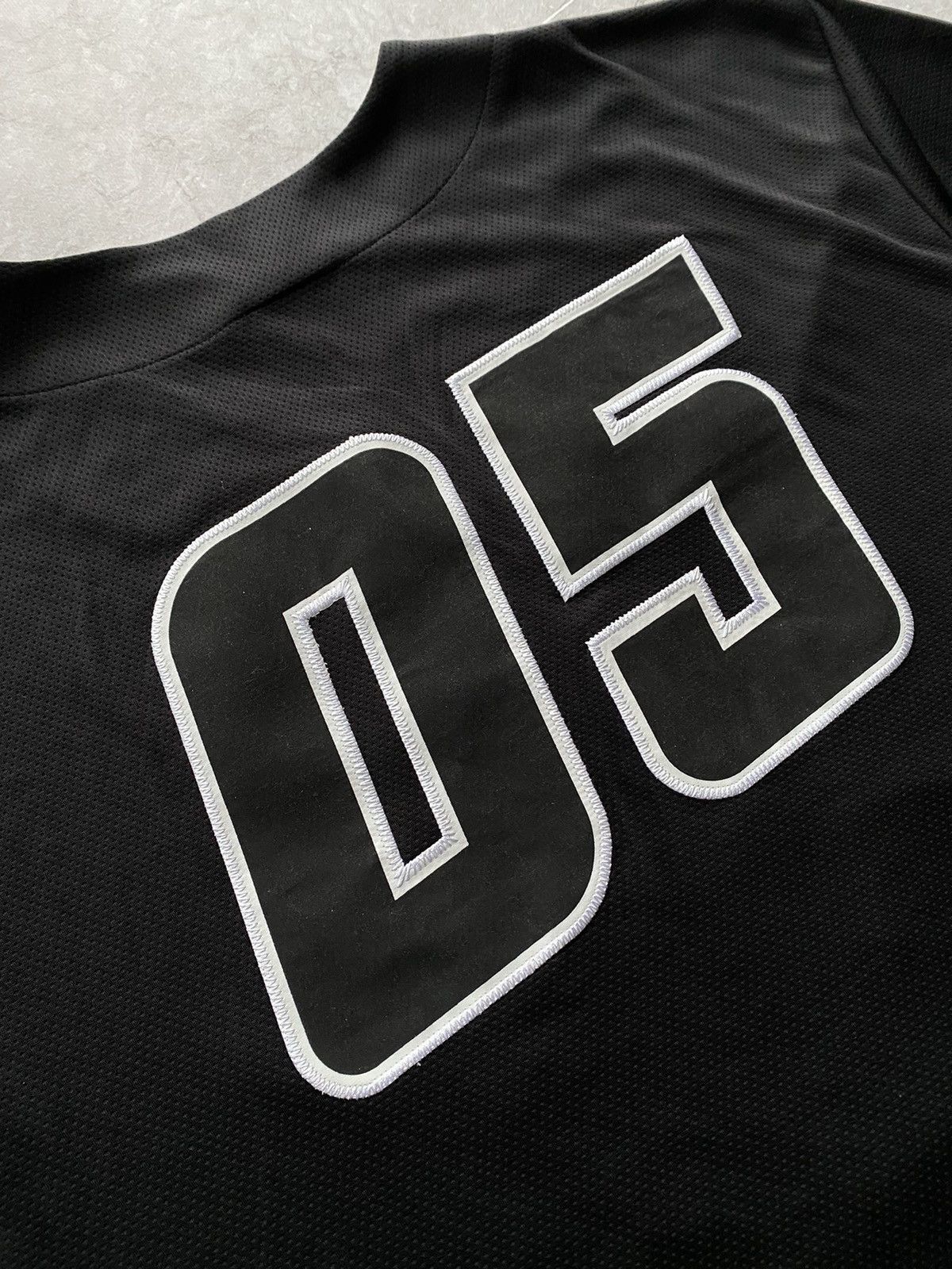 Fubu Vintage Y2K Fubu 05 Drill Rap Skate T-shirt Jersey Overshirt Size US L / EU 52-54 / 3 - 14 Thumbnail