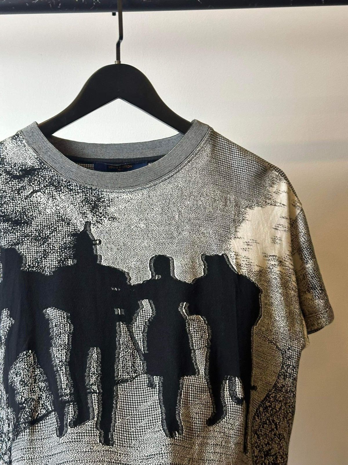 Louis Vuitton LOUIS VUITTON T SHIRT Size US XS / EU 42 / 0 - 2 Thumbnail