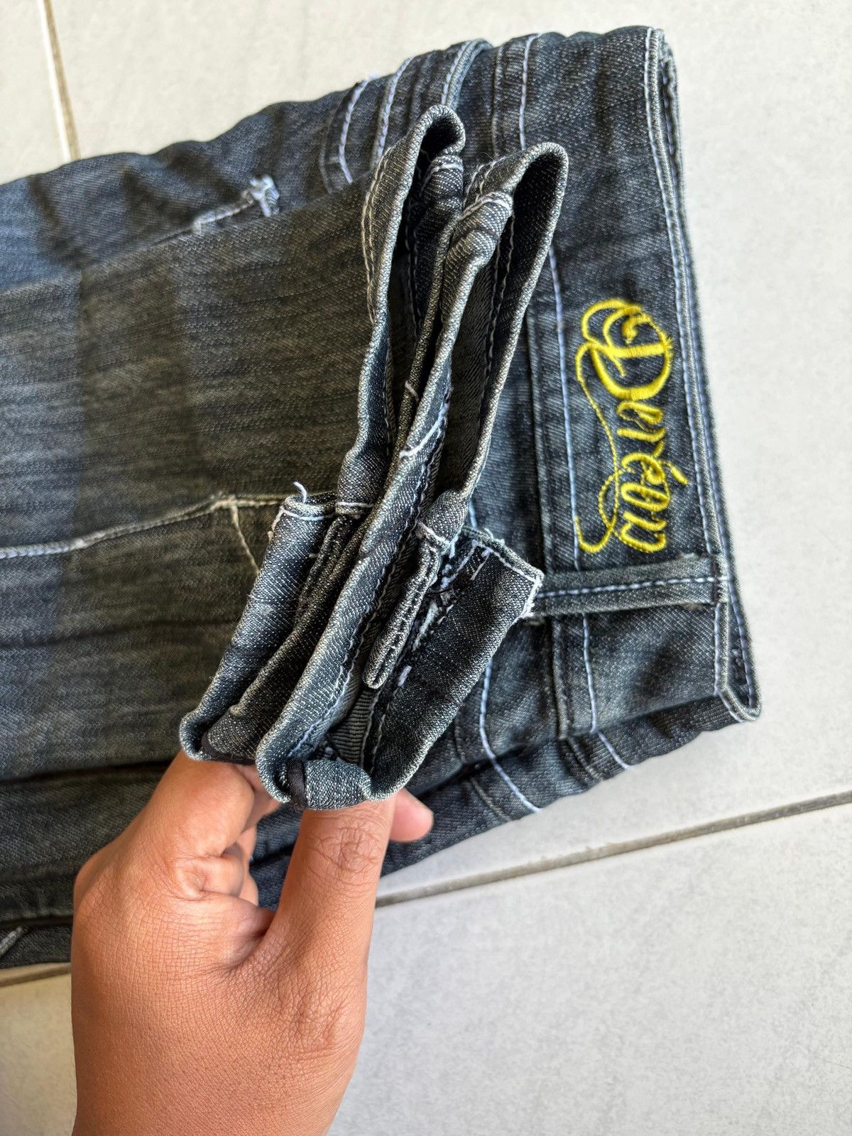 Other Dereon Streetwear Cut Fit Jeans Distressed Denim Size US 34 / EU 50 - 16 Thumbnail