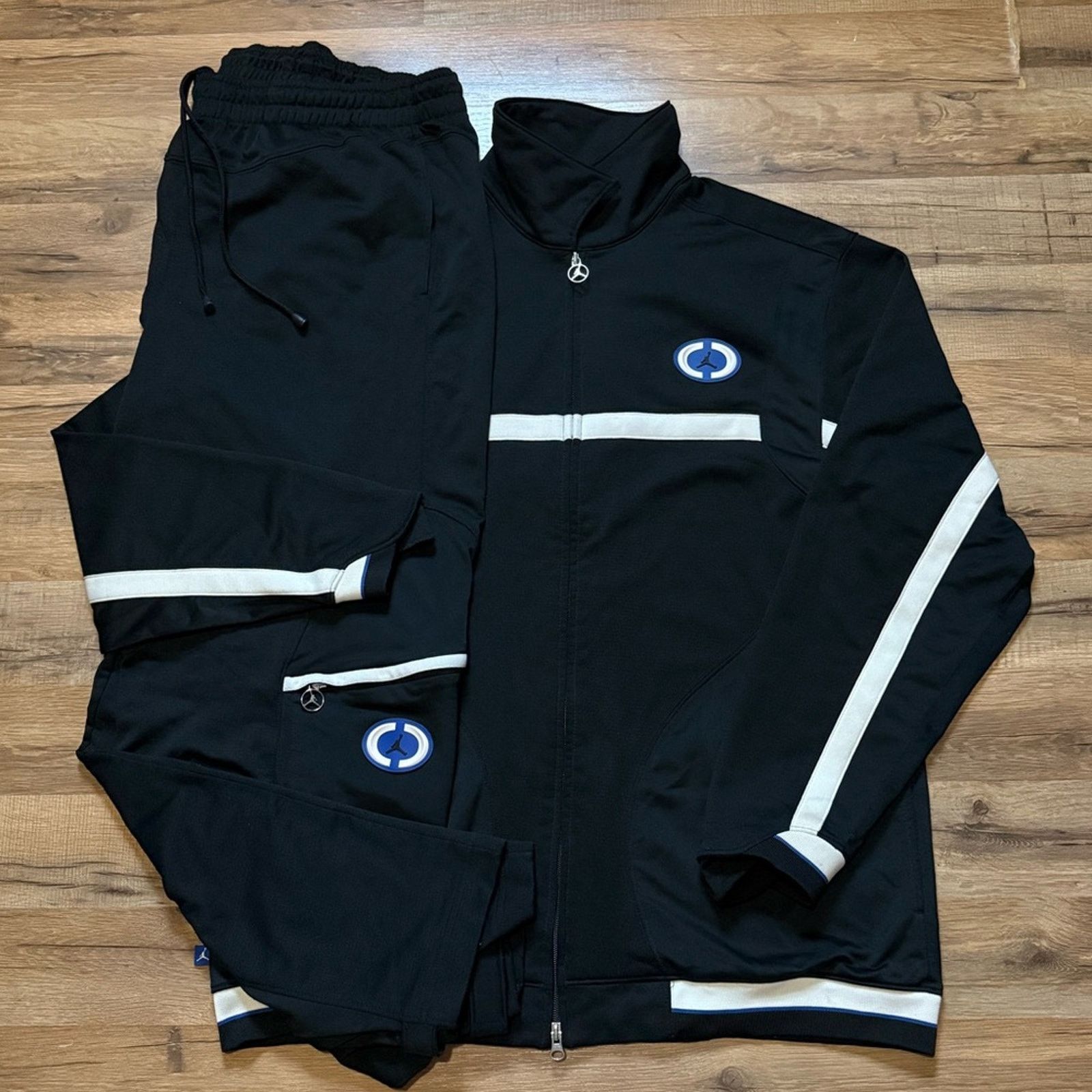 Jordan Brand Y2K Jordan Zip Up Sweatshirt Sweatpants Matching Set Size US XL / EU 56 / 4 - 1 Thumbnail