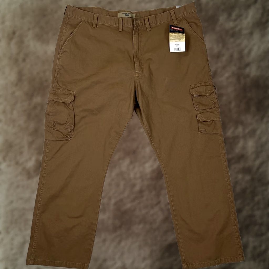 Wrangler Vintage Wrangler Cargo Pants Mens 44x30 Khaki Beige Cargo Pants Mens 44x30 Regular Relaxed Straight Cotton Spandex Canvas Workwear Casual Size US 44 / EU 60 - 1 Thumbnail