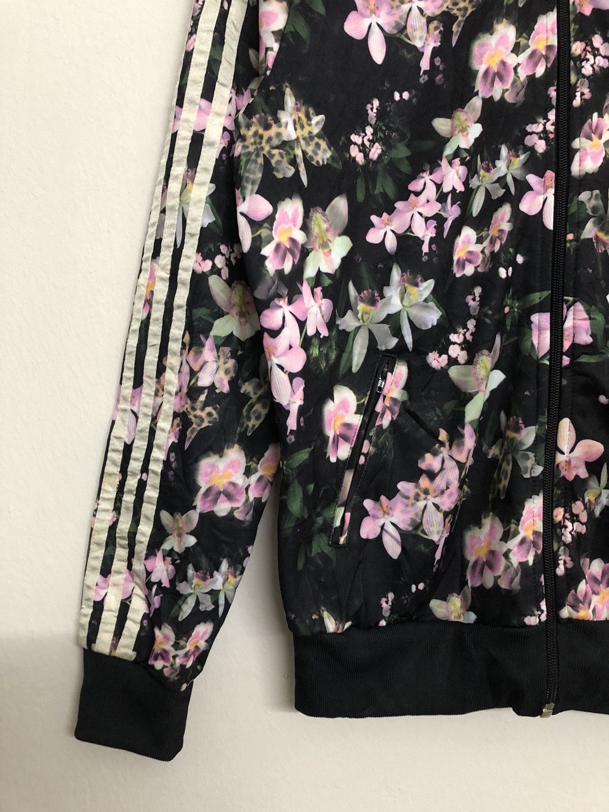 Adidas × Vintage Vintage Adidas Trefoil Hype Sweater Size M / US 6-8 / IT 42-44 - 5 Thumbnail