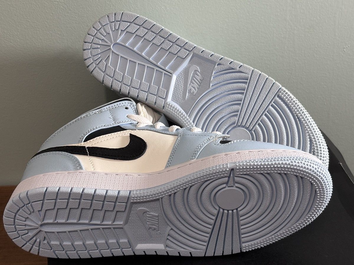 Jordan Brand Air Jordan 1 Mid Size US 6.5 / IT 36.5 - 3 Thumbnail