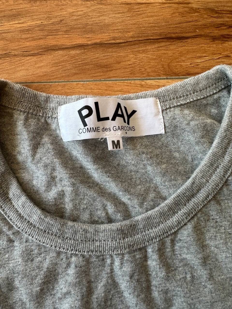 Comme des Garcons PLAY Rare Comme Des Garcons PLAY JAPAN Short Sleeve Logo T-Shirt Size US M / EU 48-50 / 2 - 3 Thumbnail