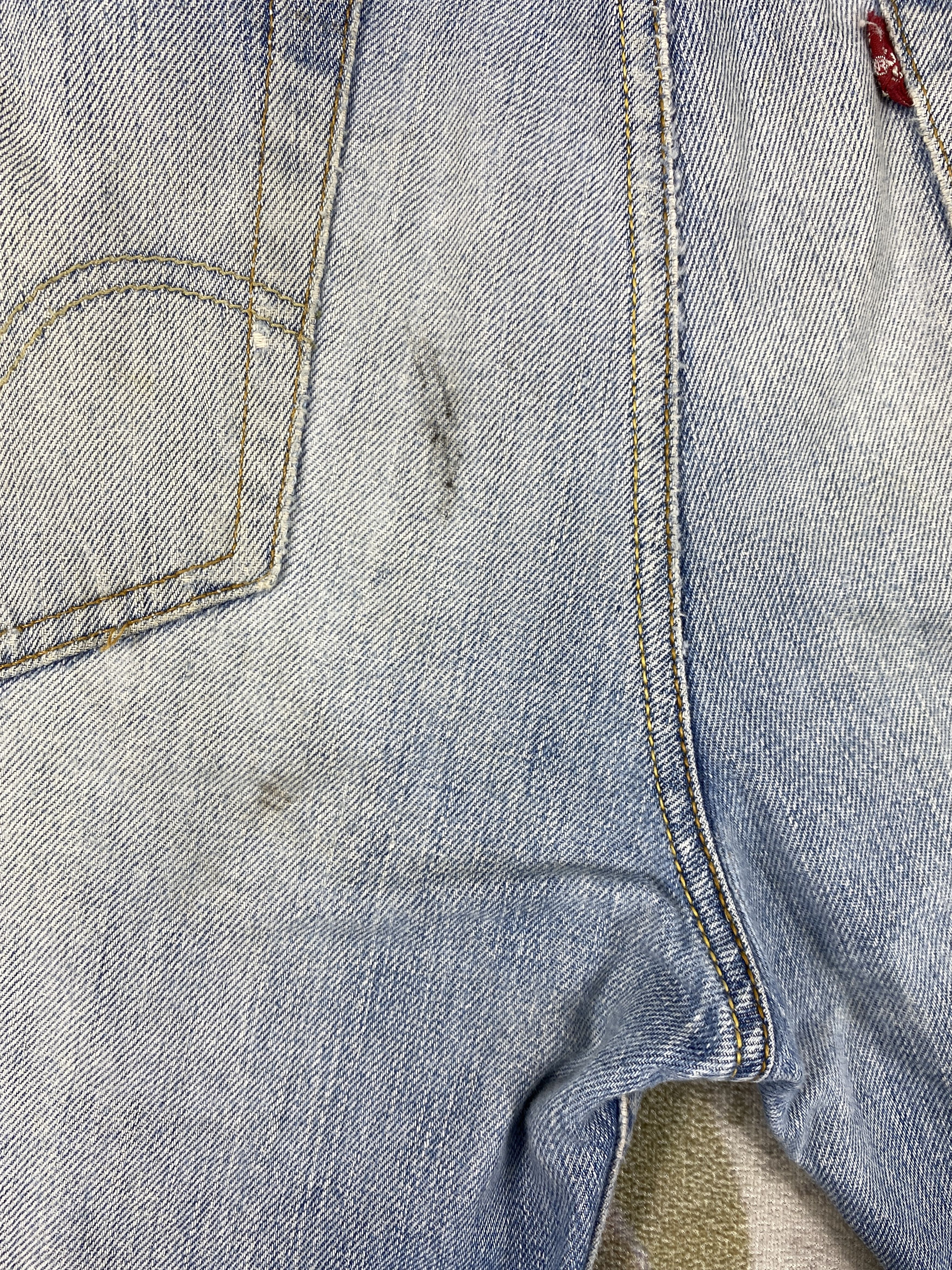 Levi's Light Blue Wash Vintage Levi's 506 37x31.5 Denim -JN1435 Size US 37 - 13 Thumbnail