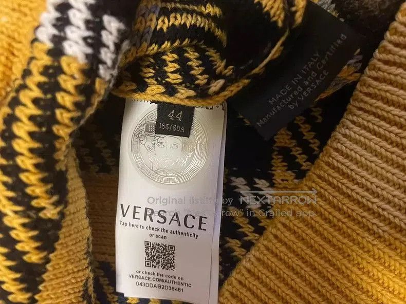 Versace Versace Plaid Pattern Italian Sweater. Size US S / EU 44-46 / 1 - 5 Thumbnail