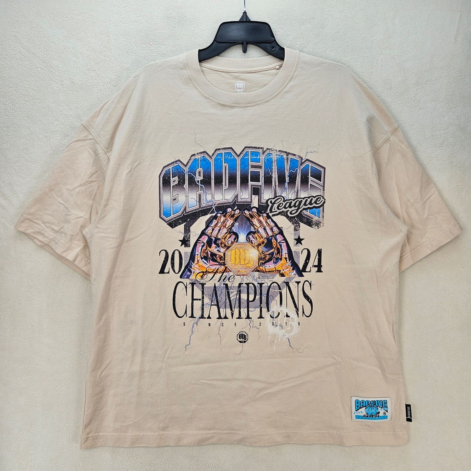 Li-Ning LI-NING BADFIVE 2024 CHAMPIONSHIP TSHIRT MEN'S XXL BEIGE Size US XXL / EU 58 / 5 - 1 Thumbnail