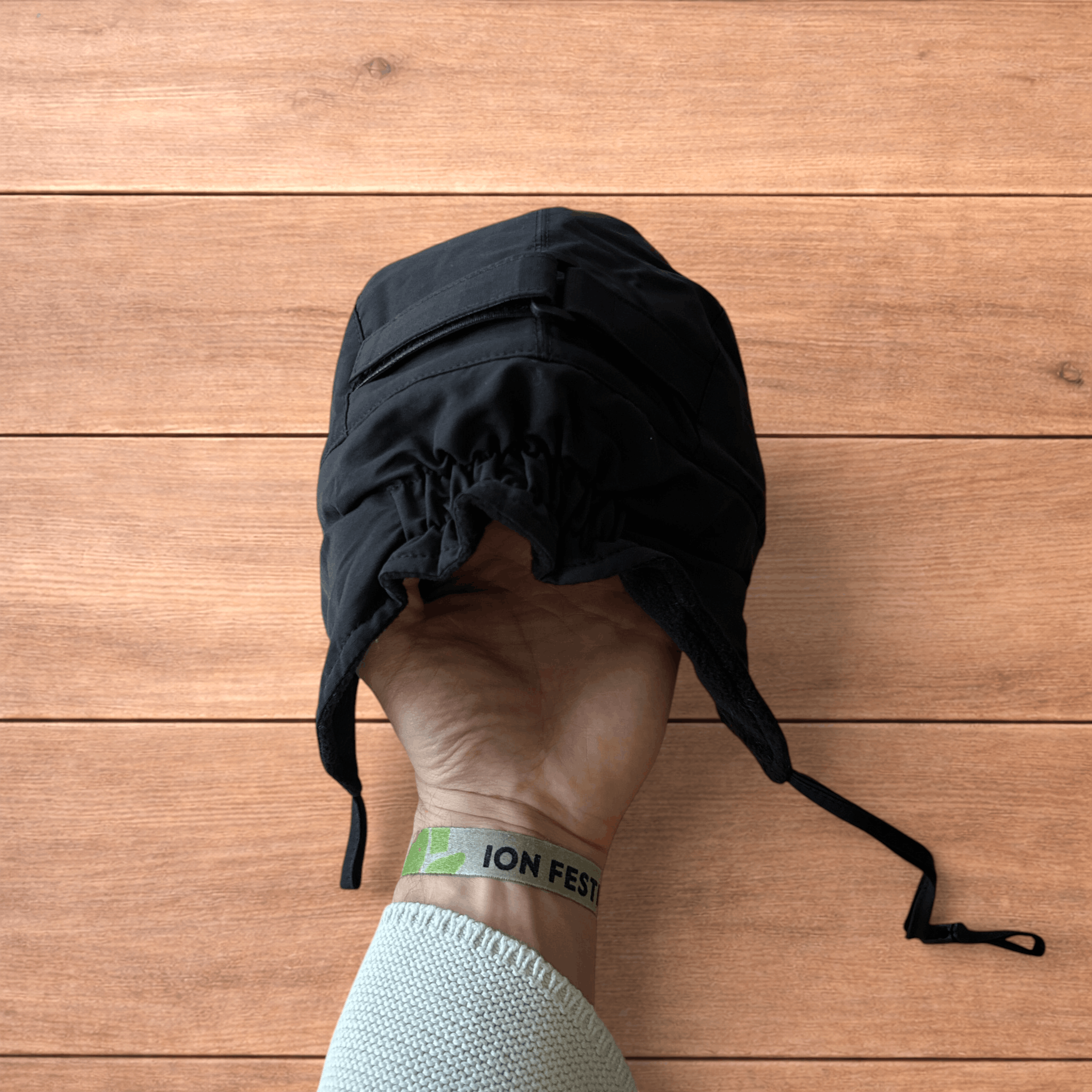 Japanese Brand Insane Military Pilot Trapper padded fluffy hat in black. Size ONE SIZE - 4 Thumbnail