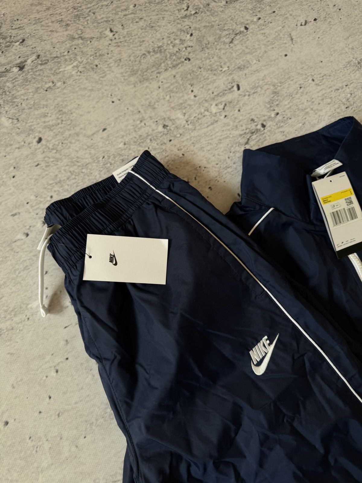 Nike × Vintage NIKE VINTAGE NYLON BASIC LOGO OVERSIZE BAGGY TRACK SUIT FIT Size US S / EU 44-46 / 1 - 4 Thumbnail