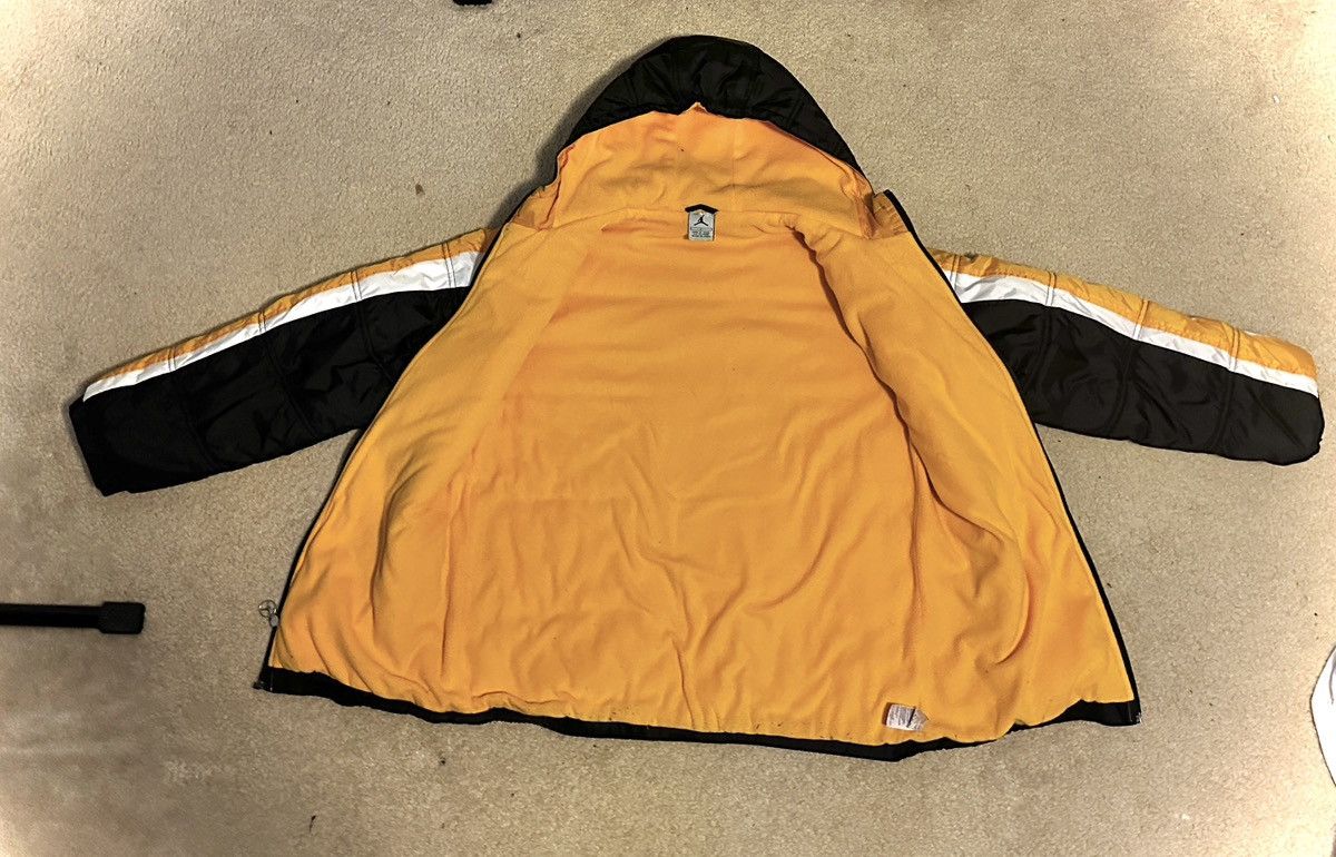 Jordan Brand × Nike Jordan Youth Retro Nylon Bubble Puffer Jacket Size US L / EU 52-54 / 3 - 3 Thumbnail
